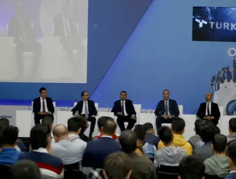 Milli haberleşme uydusu Türksat 6A paneli düzenlendi