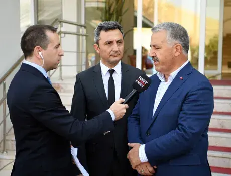 Minister Arslan Inspects Türksat’s Damages