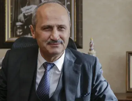 Turhan: “Milli uydumuz Türksat 6A’yı 2021 yılında uzaya fırlatacağız”